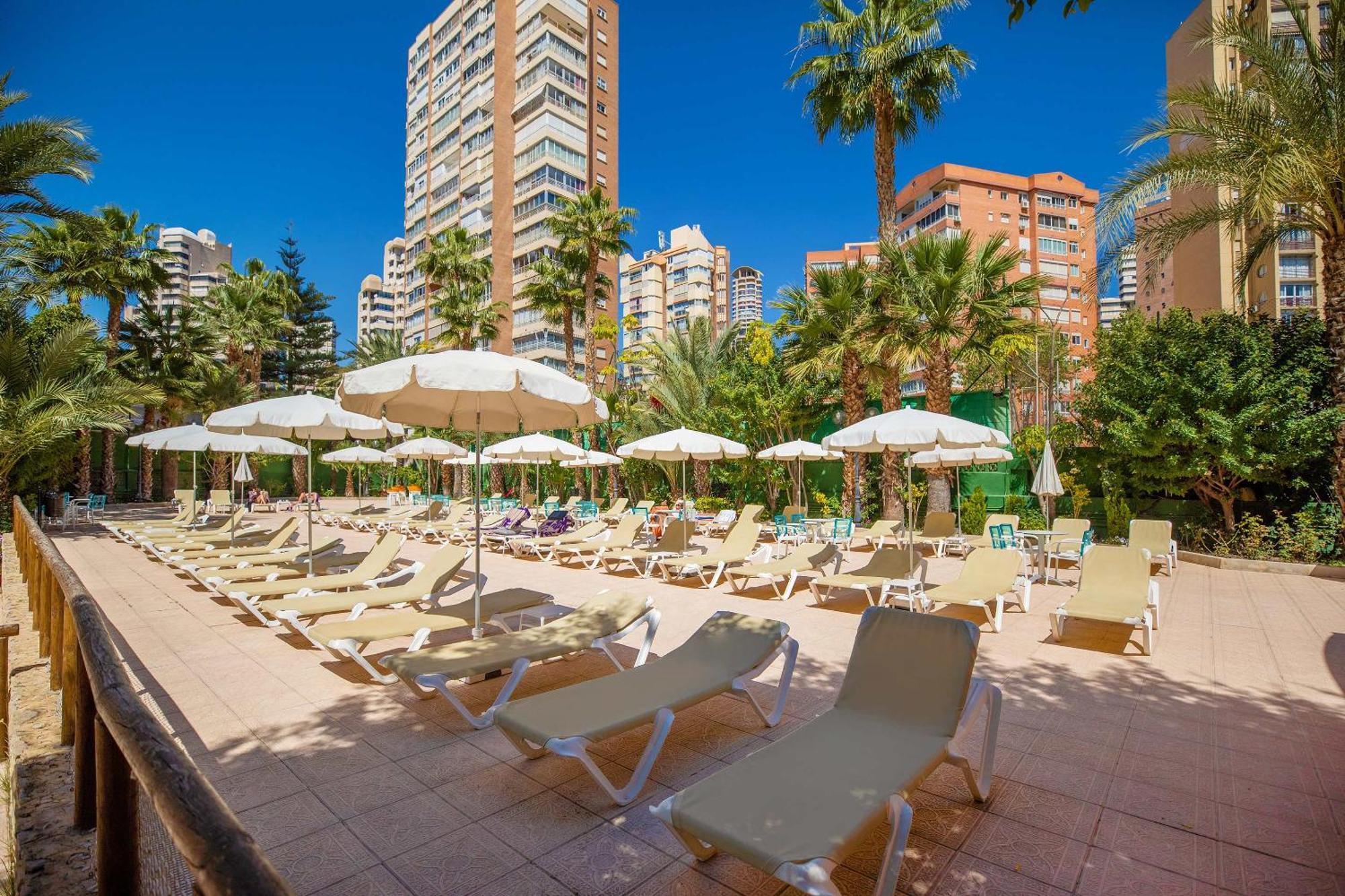Hotel Servigroup Castilla Бенидорм Екстериор снимка