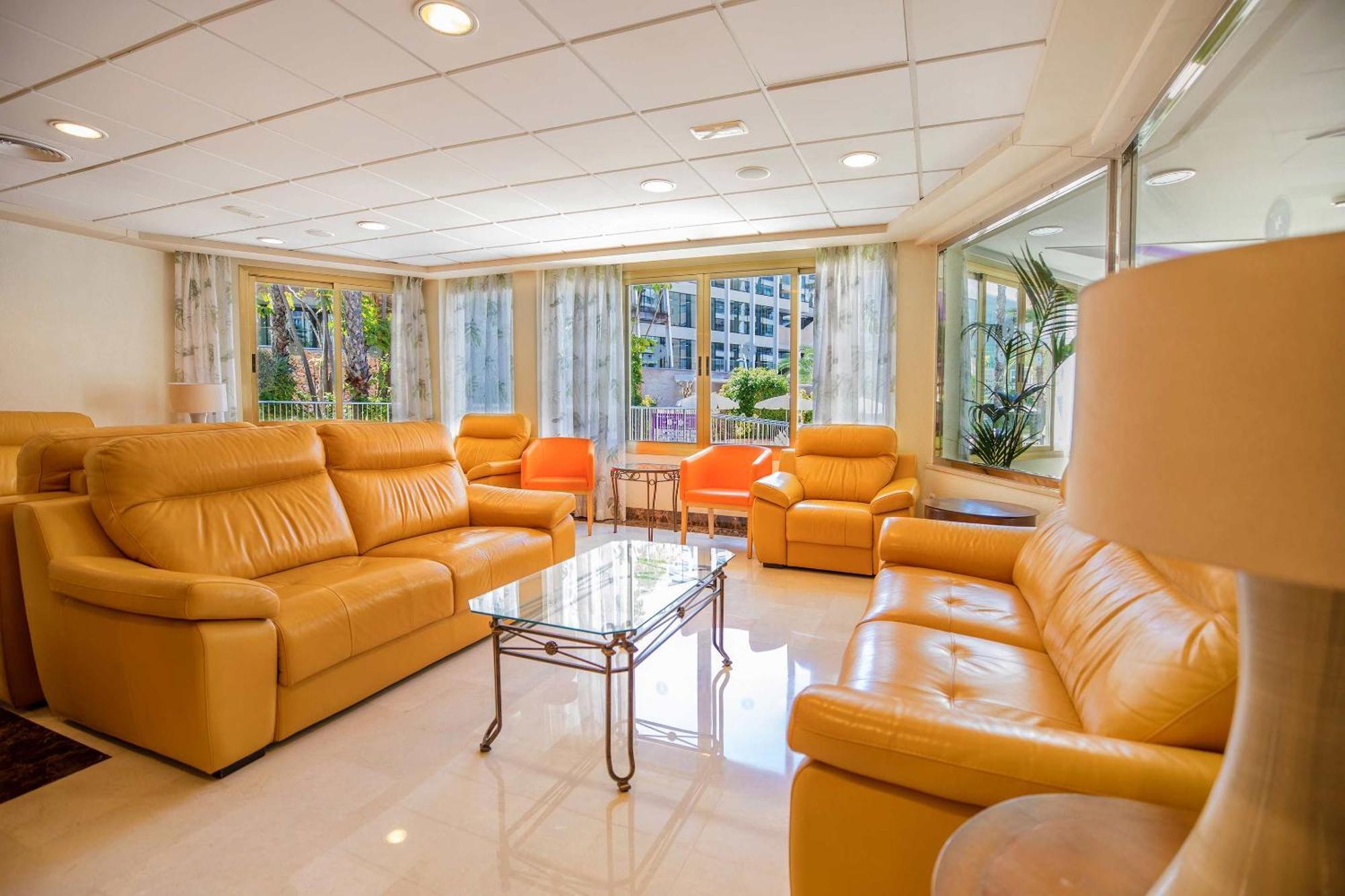 Hotel Servigroup Castilla Бенидорм Екстериор снимка