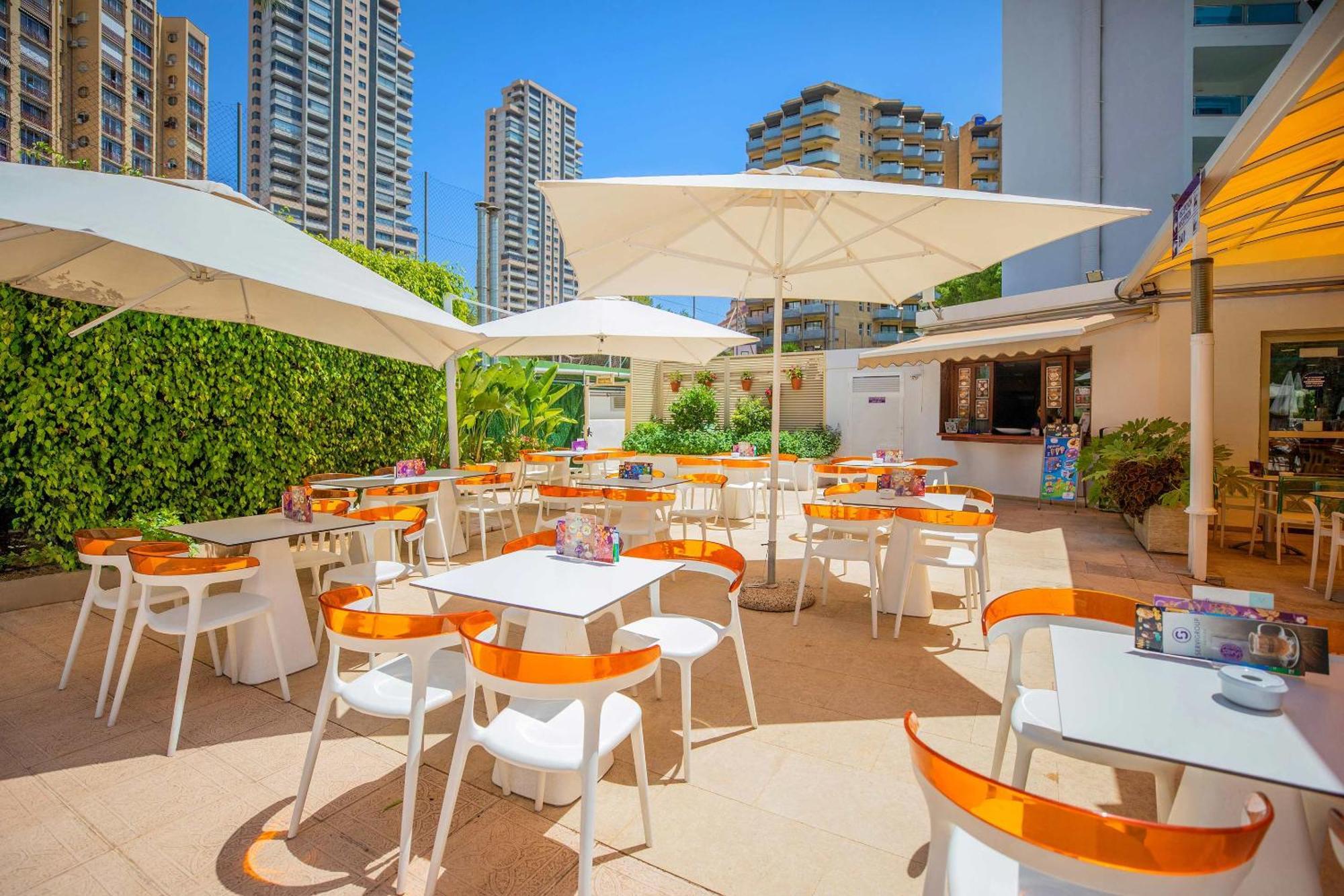Hotel Servigroup Castilla Бенидорм Екстериор снимка
